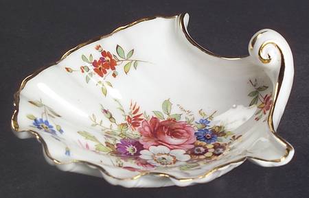 Minuet Small Shell Shape Sweet Dish
