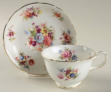 Minuet Footed Cup & Saucer Set