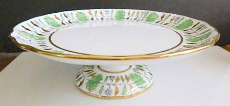 Palmetto 9" Diameter Pedestal Cake Stand