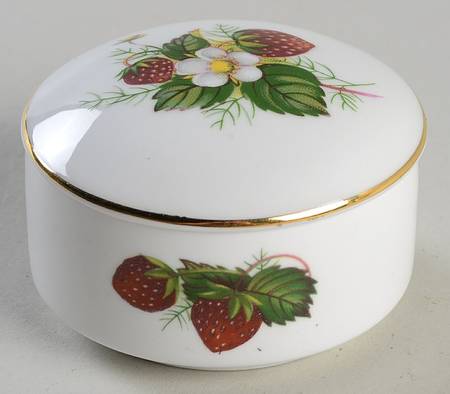 Strawberry Ripe (Small Scallops On Edge) Trinket Box with Lid