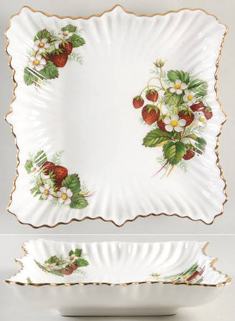 Strawberry Ripe (Small Scallops On Edge) 7" Large Square Bon Bon