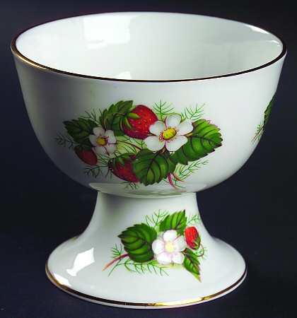 Strawberry Ripe (Small Scallops On Edge) China Sherbet
