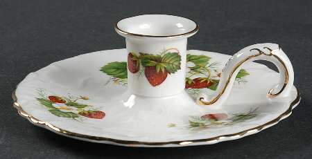 Strawberry Ripe (Small Scallops On Edge) Candleholder