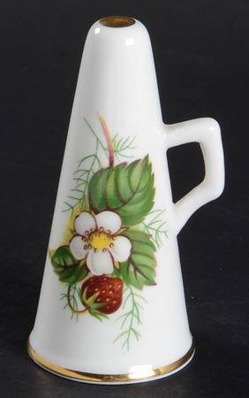 Strawberry Ripe (Small Scallops On Edge) Candle Snuffer