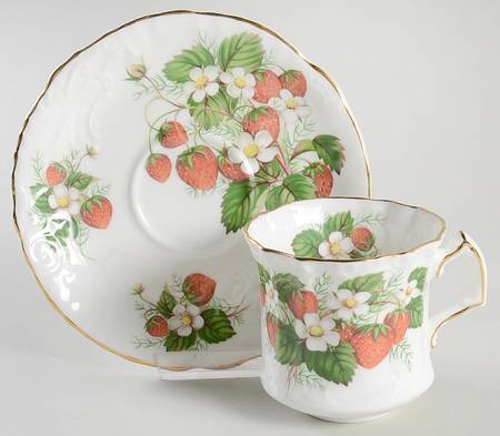 Strawberry Ripe (Small Scallops On Edge) Flat Cup & Saucer Set by Hammersley