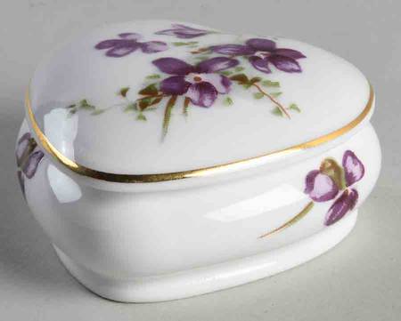 Victorian Violets Small Heart Shape Box & Lid