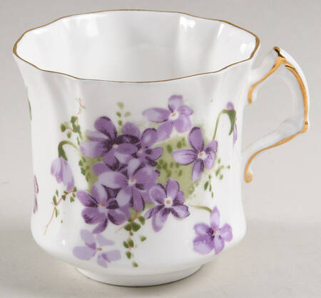 Victorian Violets Flat Cup