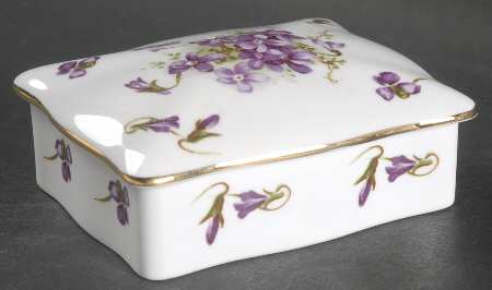 Victorian Violets Cigarette Box & Lid