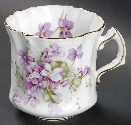 Victorian Violets Flat Cup