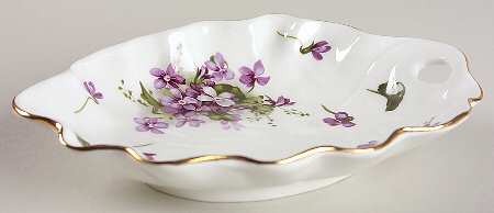 Victorian Violets 7" Leaf Dish