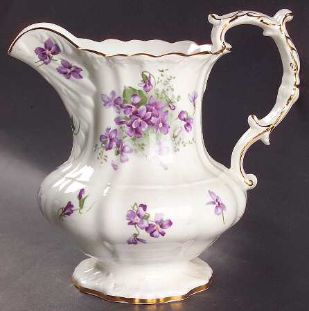 Victorian Violets 24 Oz Pitcher