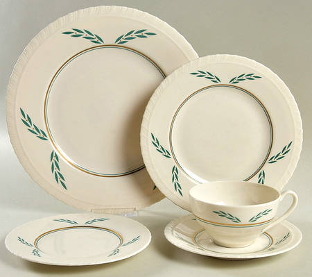 Coronation 5 Piece Place Setting