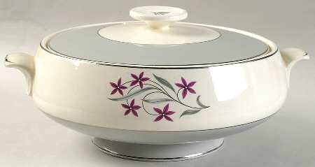 Sonata Round Covered Vegetable