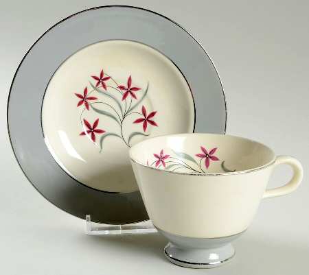 Sonata Footed Cup & Saucer Set