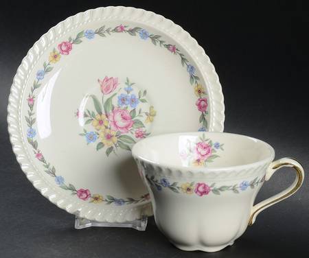 Flat Cup & Saucer Set