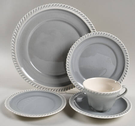 Chesterton Light Gray 5 Piece Place Setting