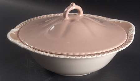 Chesterton Pink Cocoa Round Covered Vegetable