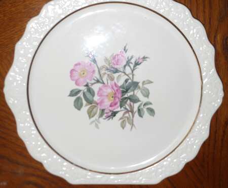 HAR24 Square Handled Cake Plate