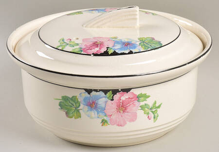 Mallow 1.75 Qt Round Covered Casserole
