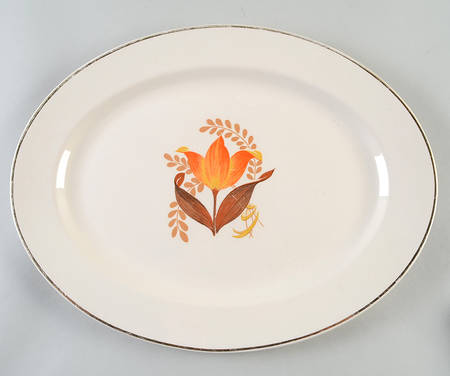 Modern Tulip 13" Oval Serving Platter