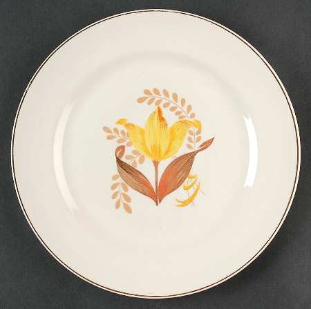Modern Tulip Luncheon Plate