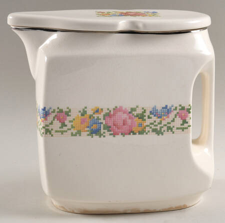 Petit Point 64 Oz Pitcher with Lid