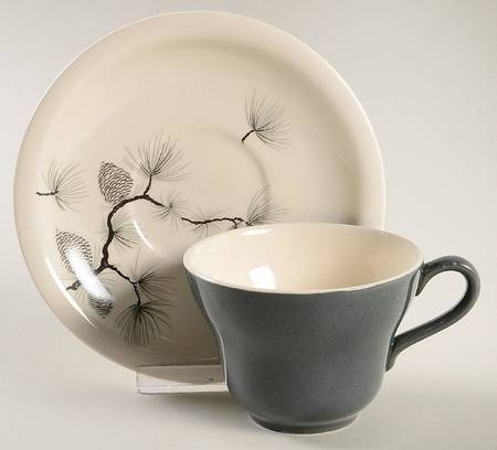 Pine Cone Flat Cup & Saucer Set