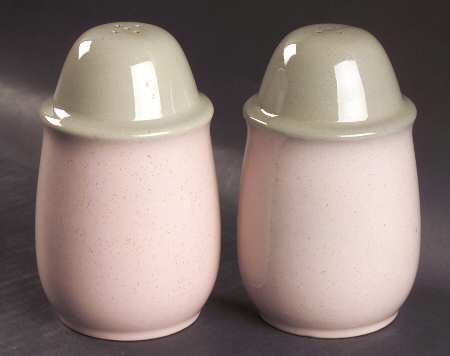 Shell Pink Oversized Salt & Pepper Set