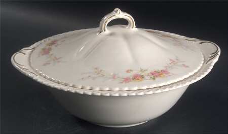 Sweetheart Rose (Royal Gadroon) Round Covered Vegetable