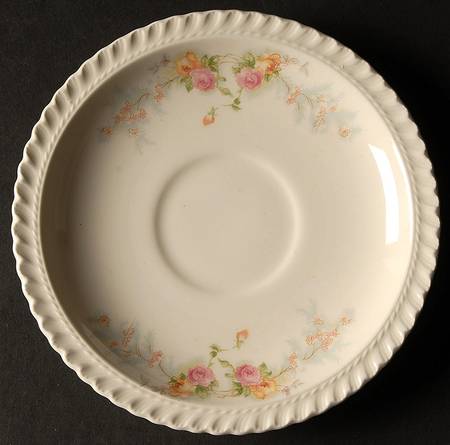 Sweetheart Rose (Royal Gadroon) Saucer