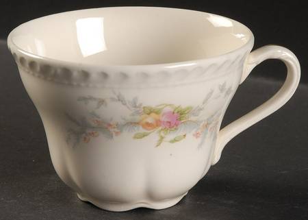 Sweetheart Rose (Royal Gadroon) Flat Cup