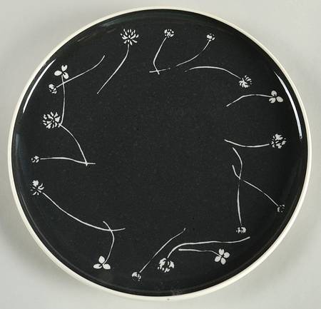 White Clover Charcoal Gray 11" Chop Plate (Round Platter)