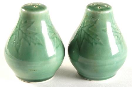 Woodsong Sherwood Green Salt & Pepper Set