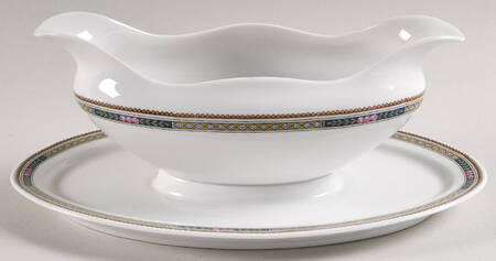 10099 Gravy Boat with Attached Underplate