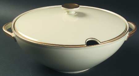 14092 Cream Tureen &  Lid