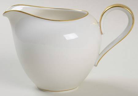 14092 White Creamer