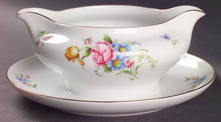 16419 Gravy Boat with Attached Underplate