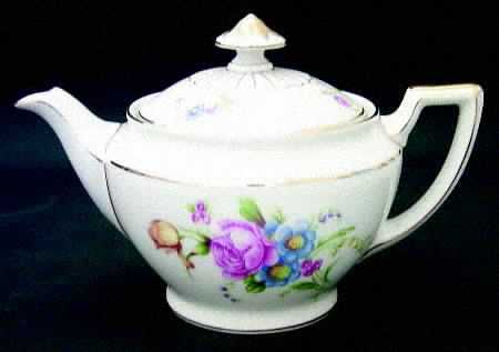 16419 Teapot & Lid