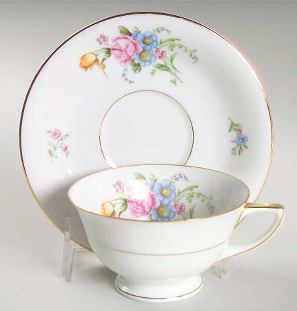 16419 Footed Cup & Saucer Set