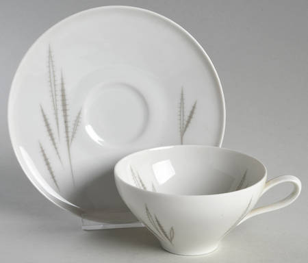 17975 Flat Cup & Saucer Set