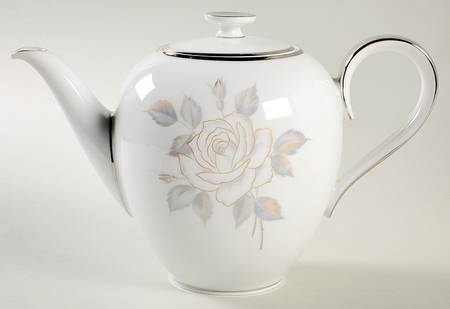 18518 Teapot & Lid