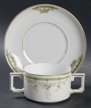 5520 Flat Bouillon Cup & Saucer