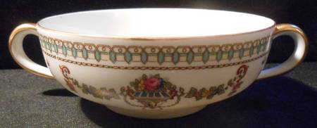 Beverly Flat Cream Soup Bowl