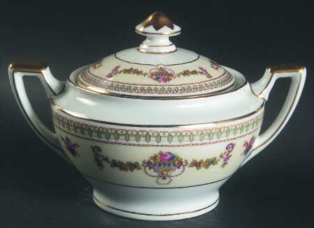 Beverly Sugar Bowl & Lid