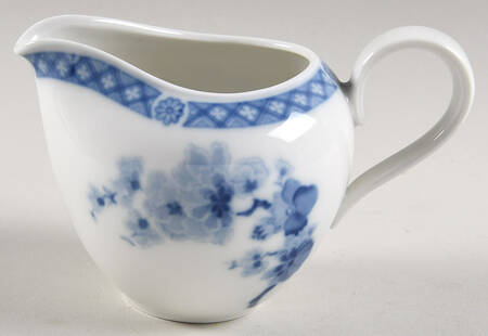 Blue Chinese Garden Creamer
