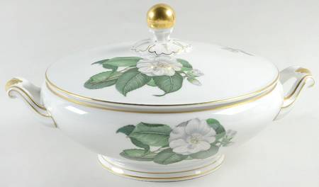 Camellia Round Covered Vegetable