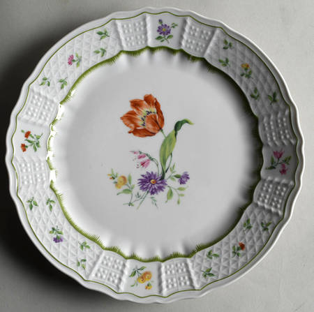 Chambord Dinner Plate