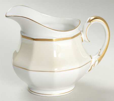 Colonial Creamer