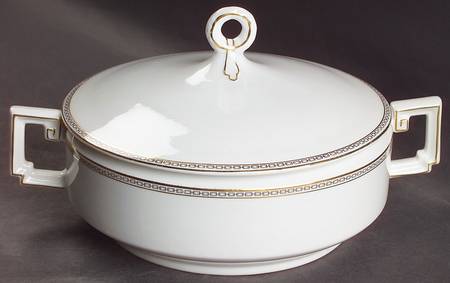 Dallas Round Covered Vegetable