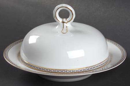 Dallas Round Covered Butter